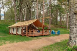 Lakeview Family Tent at Big Rock Creek - Image 4